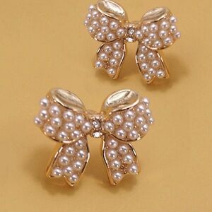 Elegant Pearl Bow Earrings